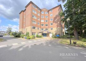 20, 37 Melton Court, Lindsay Road, Poole BH13 6BH