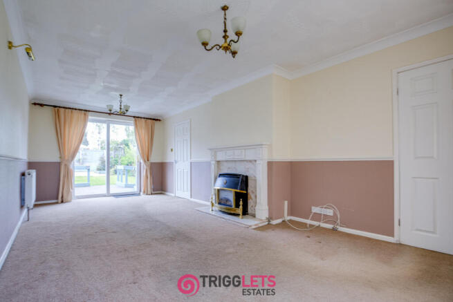 3 bed Semi-Detached for sale Image 8