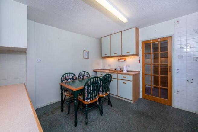 Dining kitchen