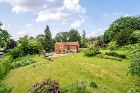 Crossways, Churt, Farnham, GU10