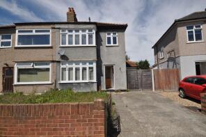 98a, Devonshire Road, Hornchurch RM12 4LQ