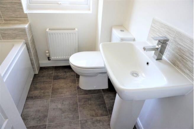 Bathroom (1).jpg