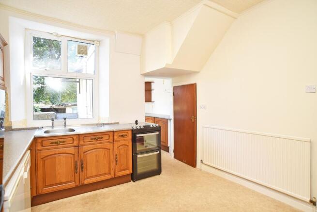 3 bed Town House for sale Image 8