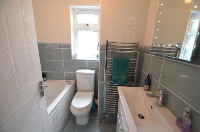 Photo 9