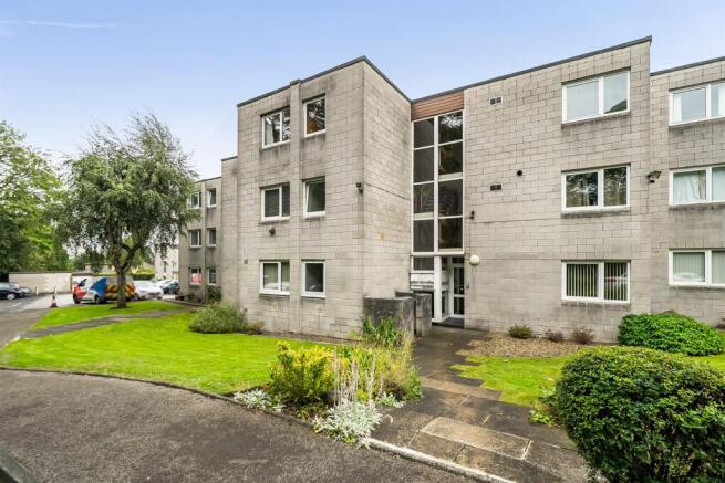 1 bed Apartment for sale in adel