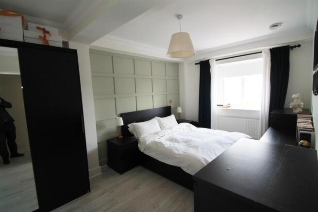 Central bed 1.JPG