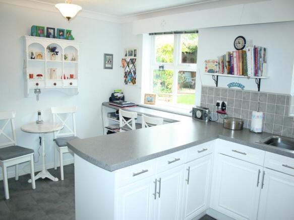 Kitchen / Breakfast Room
