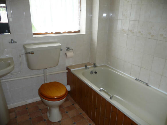 Photo 8