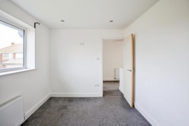 3 bed Semi-Detached for sale Image 10