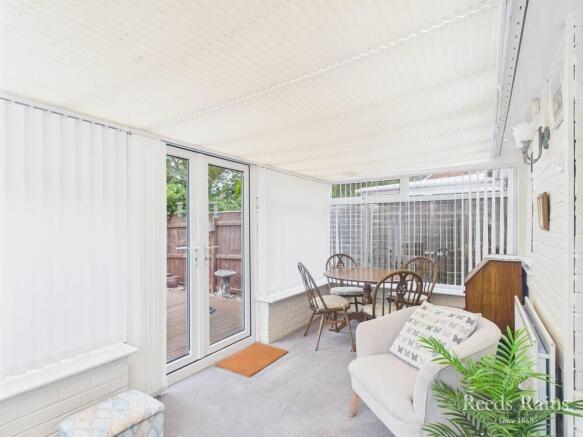 2 bed Bungalow for sale Image 9