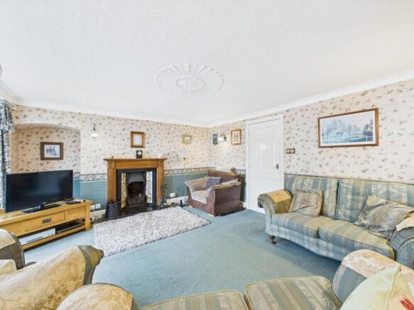7 bed Farm House for sale Image 10
