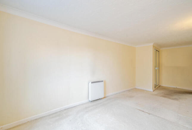 1371589-4-68f7656...