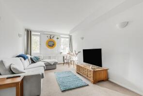 25, Crowline Walk, London N1 2RH