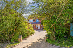 Mole Hill, Goldicote Road, Warwick CV35 9LA
