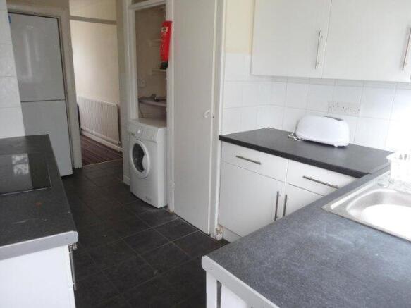 john-rous-avenue-cv4-8eu-912610