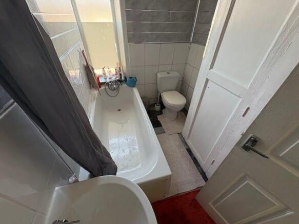 2 bed Terraced for sale Image 7