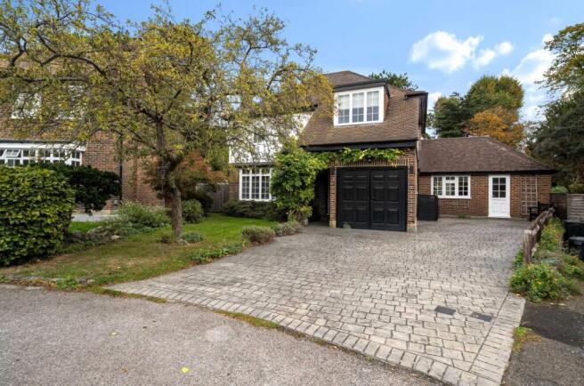 4-bed detached on Ravenshill, Chislehurst, Kent, BR7, £1,350,000
