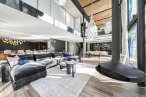 51, Fitzroy Park, London N6 6JA