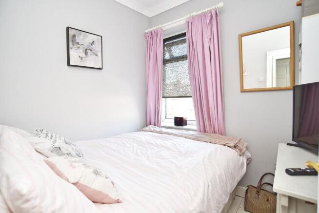2 bed Terraced for sale Image 8
