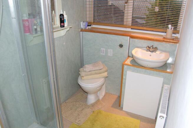 En-suite Bathroom