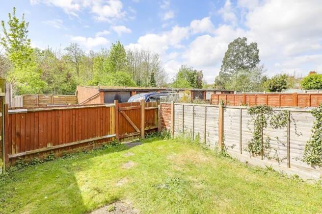 237 Colney Hatch Lane, Barnet, N11 3DH_20.jpg
