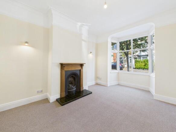 CAM04578G0-PR0027...