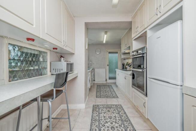 Milford Grove, Gomersal, Cleckheaton, West Yorkshire, BD19 photo 4