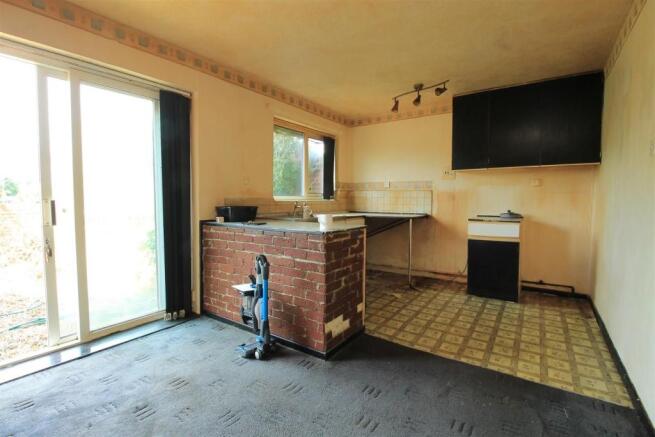 Kitchen/Dining Room