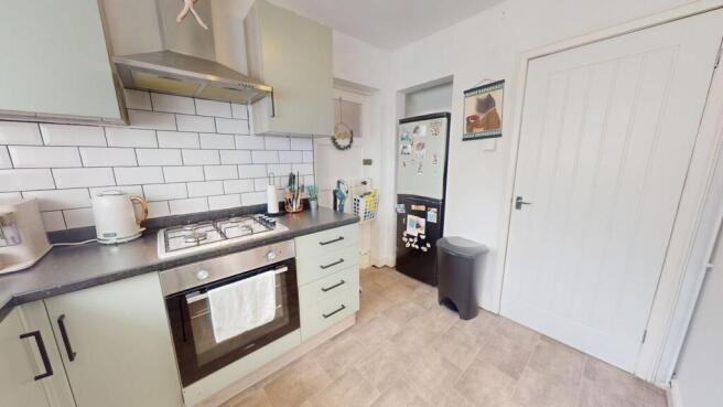 2 bed Semi-Detached for sale Image 4