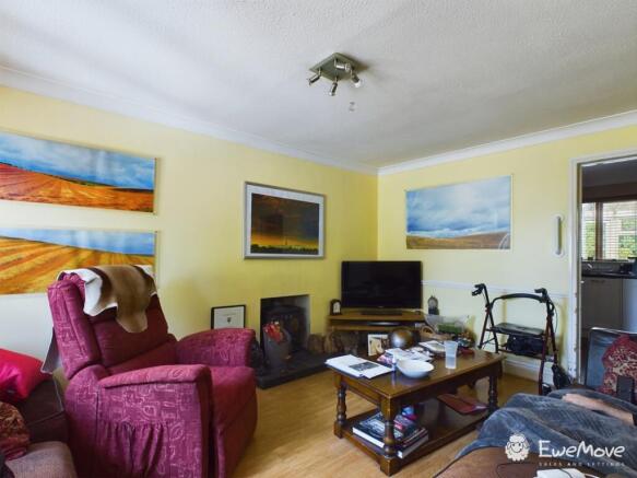 CAM02899G0-PR0019-STILL016
