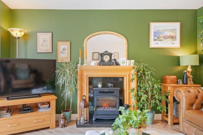2 bed Town House for sale Image 4