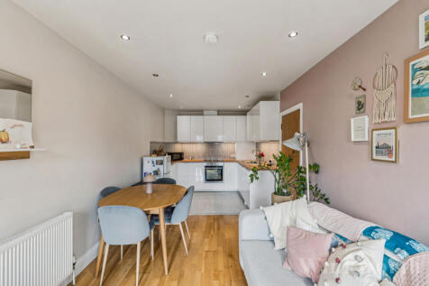 Hatcham Park Mews, London, SE14