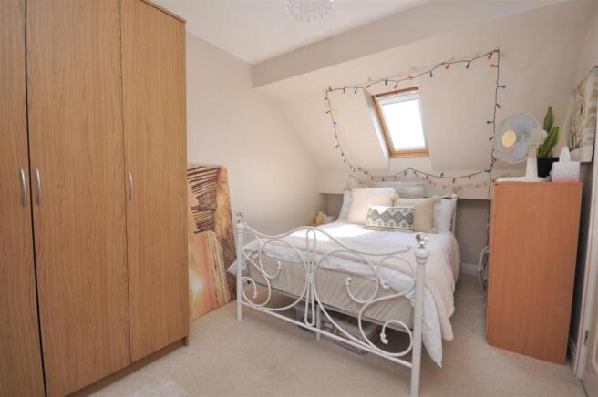 BEDROOM 3