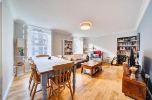 6, Hanway House, Gosling Way, London SW9 6LB