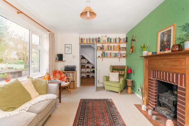0Y4CSB - Living Room C.jpg
