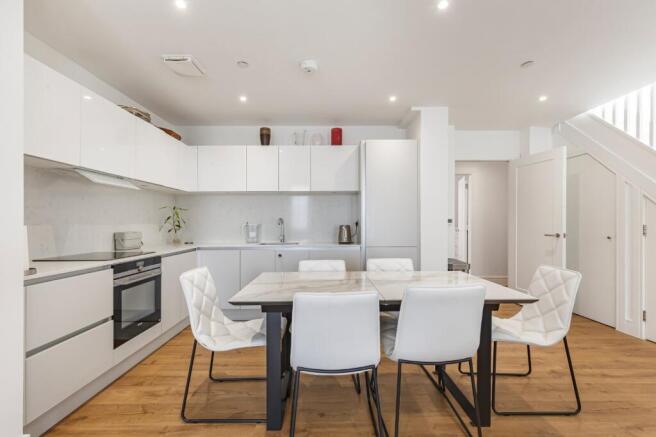 Kitchen/Dining