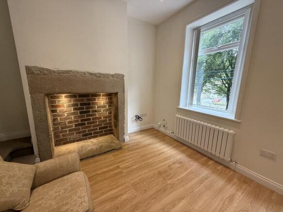 2 bed Terraced for sale Image 6