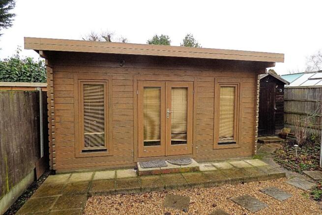 shed/summer house