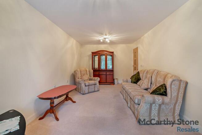 1 bed Apartment for sale Image 4