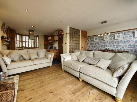 Kitchen/Diner/Lounge