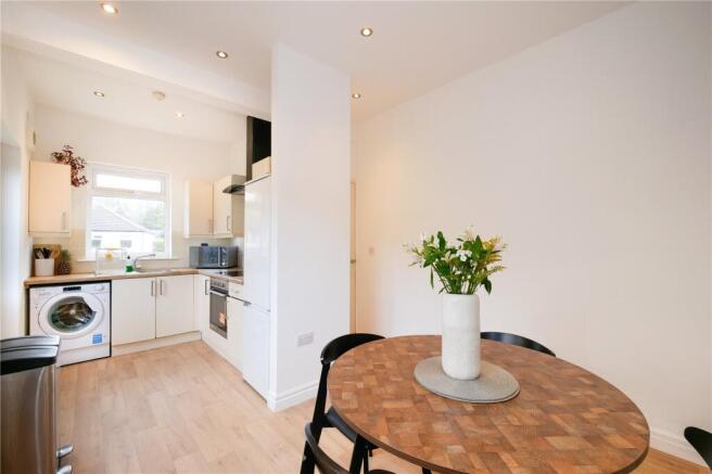 3 bed Semi-Detached for sale Image 4