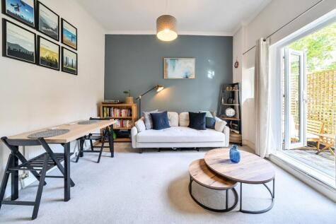 Louvaine Road, London, SW11