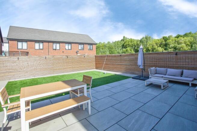3 bed Detached for sale Image 4