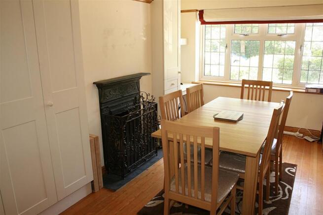 dining room.JPG