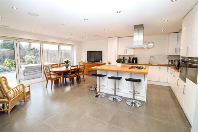 Kitchen/Breakfast/Dining Room