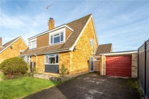25, Ringwood Drive, Southampton SO52 9GU