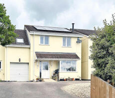2, Highfield Road, Honiton EX14 4XY