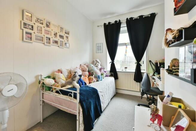 2 bed Terraced for sale Image 6