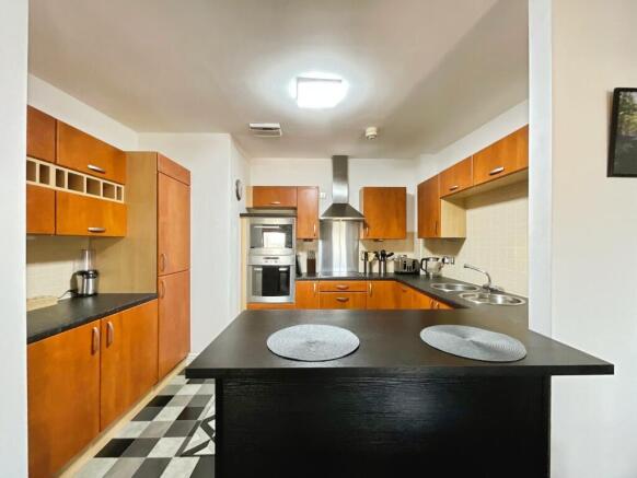 1 bed Apartment for sale Image 5