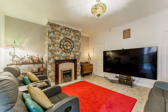 3 bed Terraced for sale Image 6
